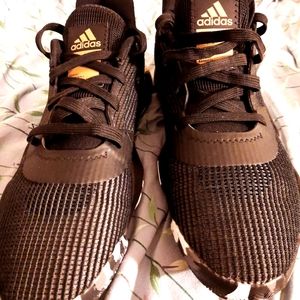 Mens new adidas size 10